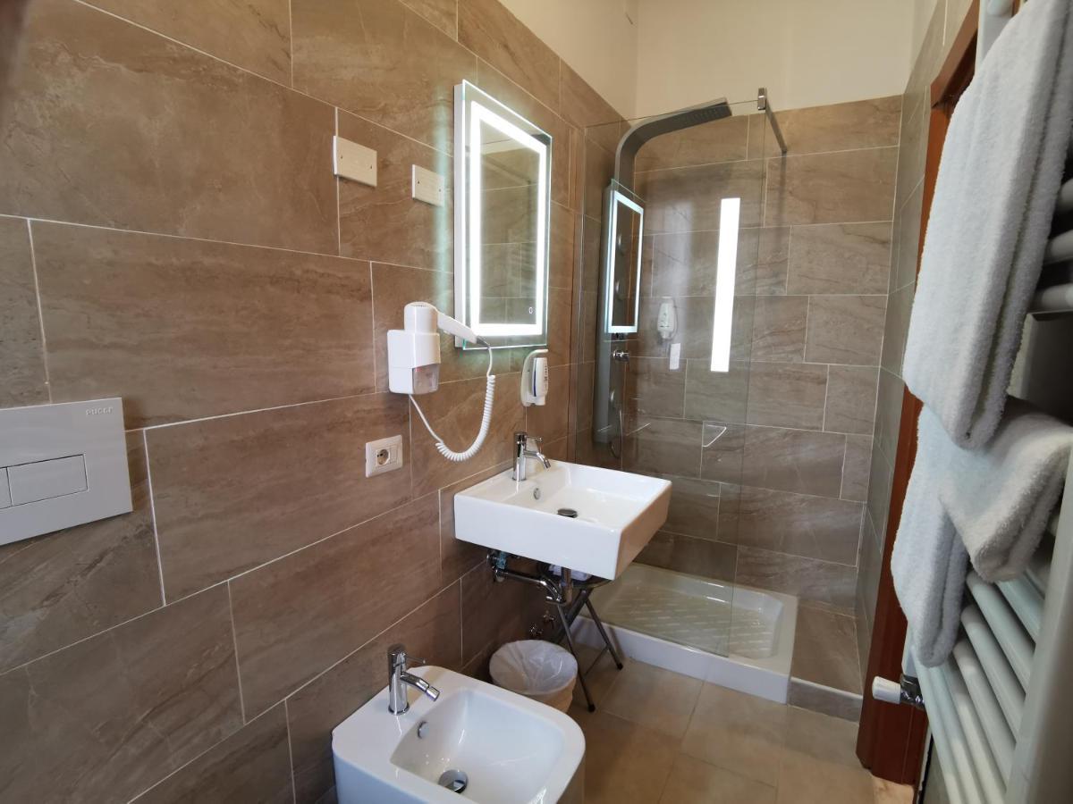Valmarina Hotel Calenzano Ngoại thất bức ảnh