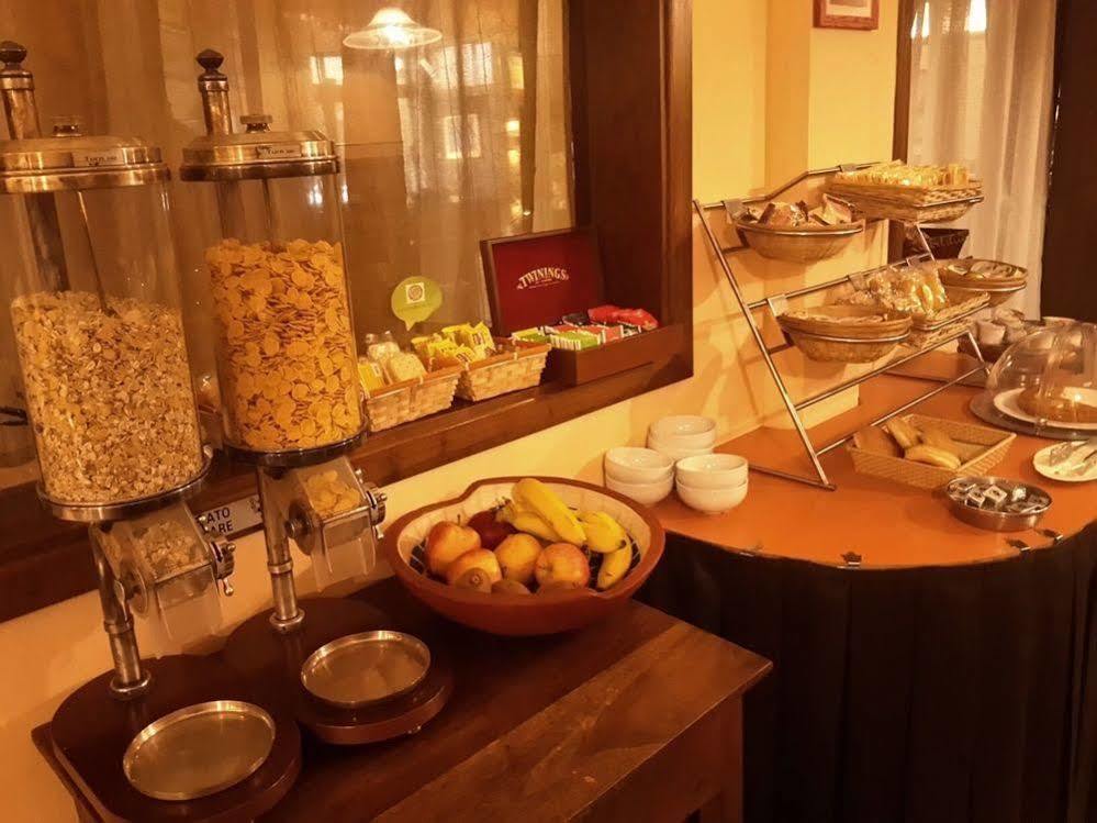 Valmarina Hotel Calenzano Ngoại thất bức ảnh