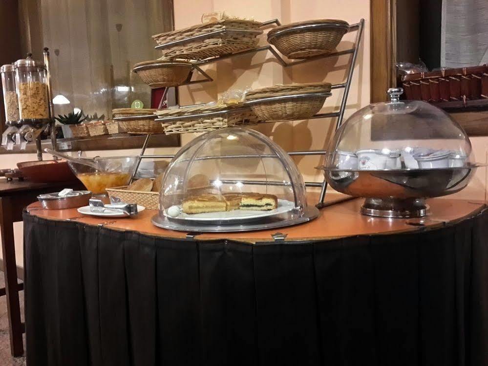 Valmarina Hotel Calenzano Ngoại thất bức ảnh