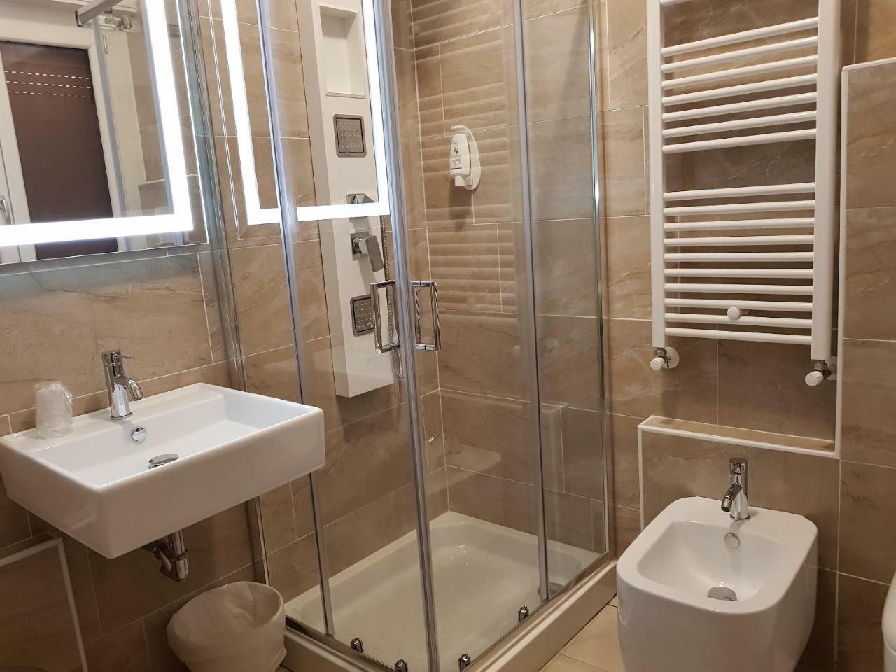 Valmarina Hotel Calenzano Ngoại thất bức ảnh
